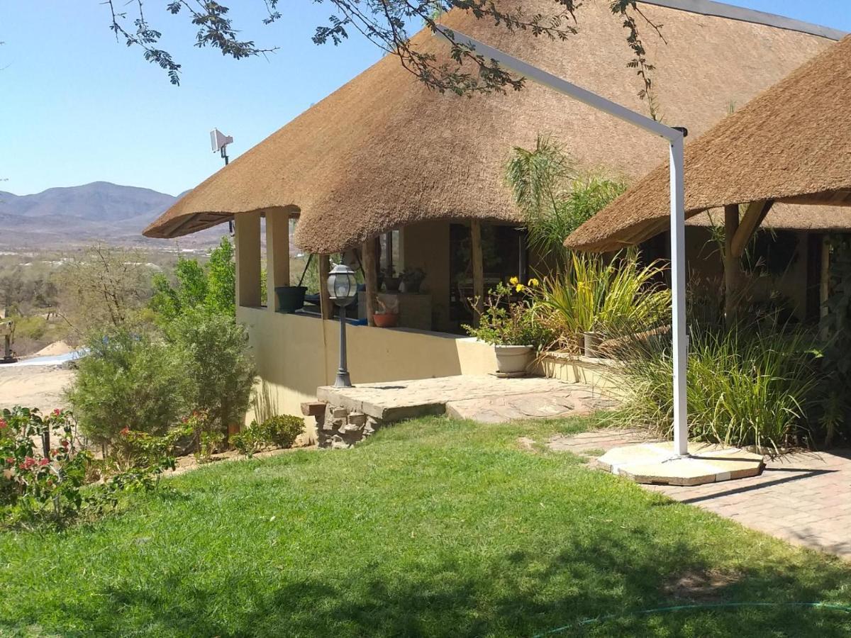Uitkyk Guest Farm Hotel Usakos Eksteriør billede